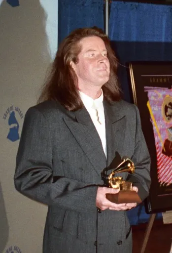 Don Henley 在 1990 年获得格莱美奖