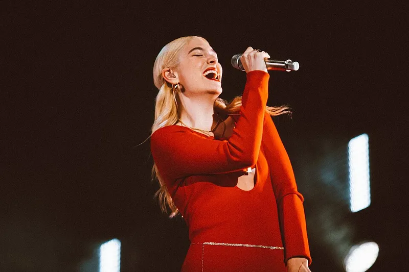 File:Lorde Primavera Sound São Paulo.jpg