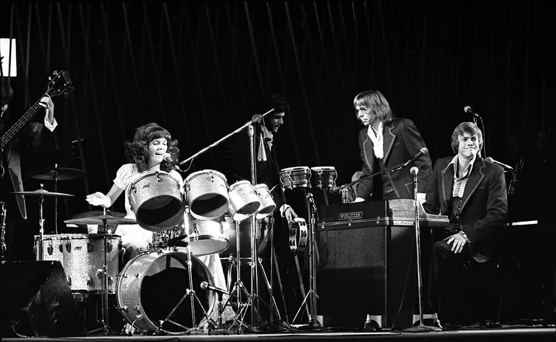 The Carpenters ：Karen 和 Richard, 1972年 在Los Angeles演出