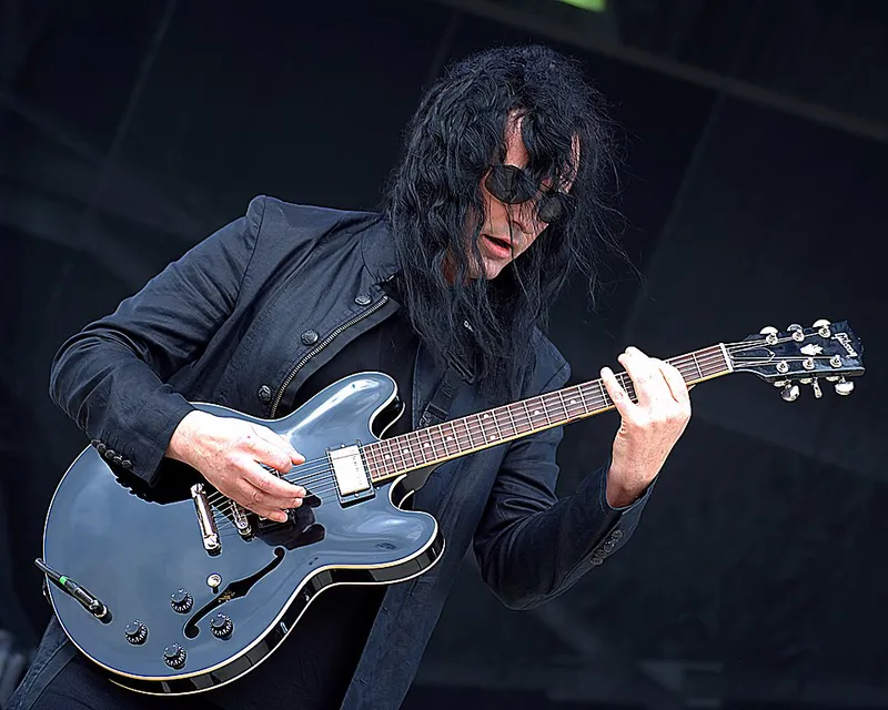 Pretty Reckless 乐队吉他手：Ben Phillips 2015年
