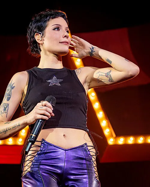 Halsey 在 Amazon Music Live 2024年10月31日