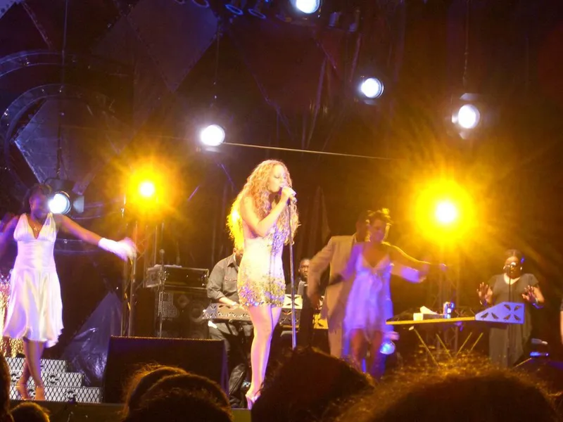 Mariah Carey (2005)