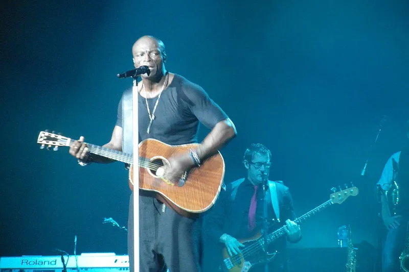 Seal (2012）