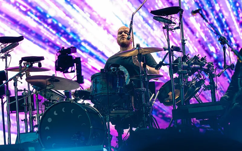 Coldplay乐队鼓手 Will Champion （2024）