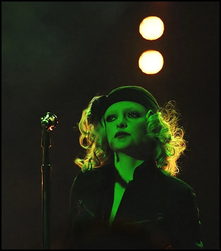 Goldfrapp主唱 Alison Goldfrapp （2005）